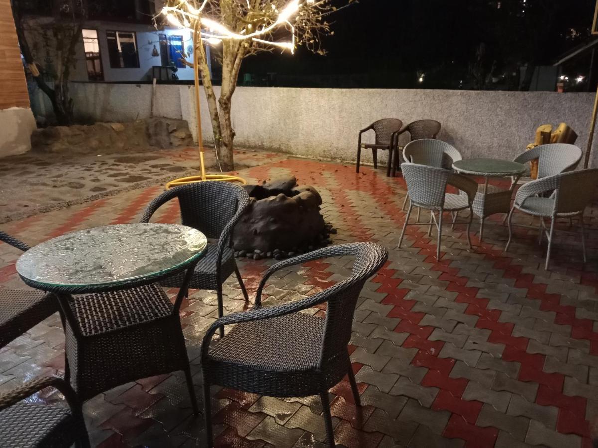 Resort Apple Flower By Manali Mall Road Eksteriør billede