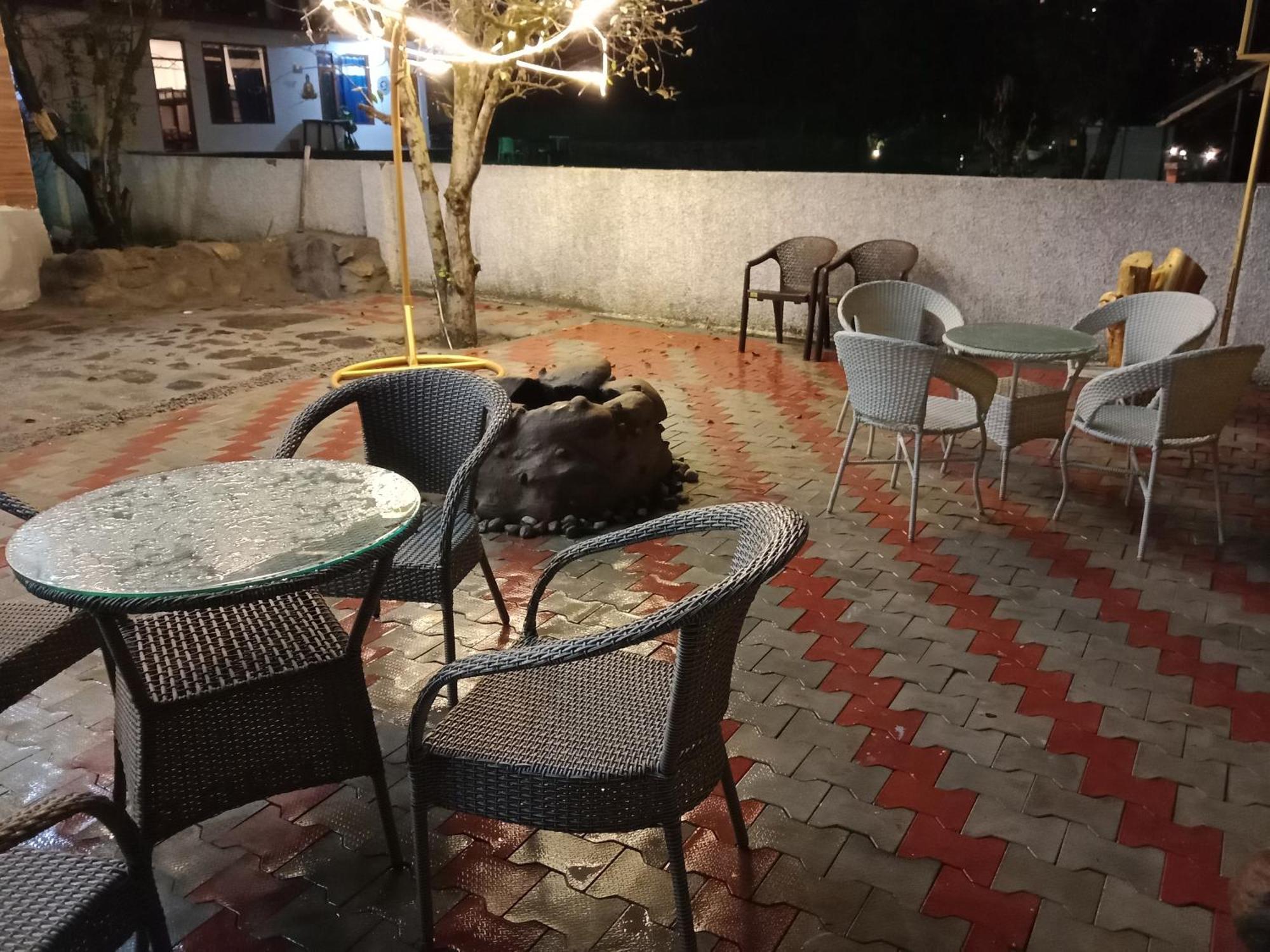 Resort Apple Flower By Manali Mall Road Eksteriør billede