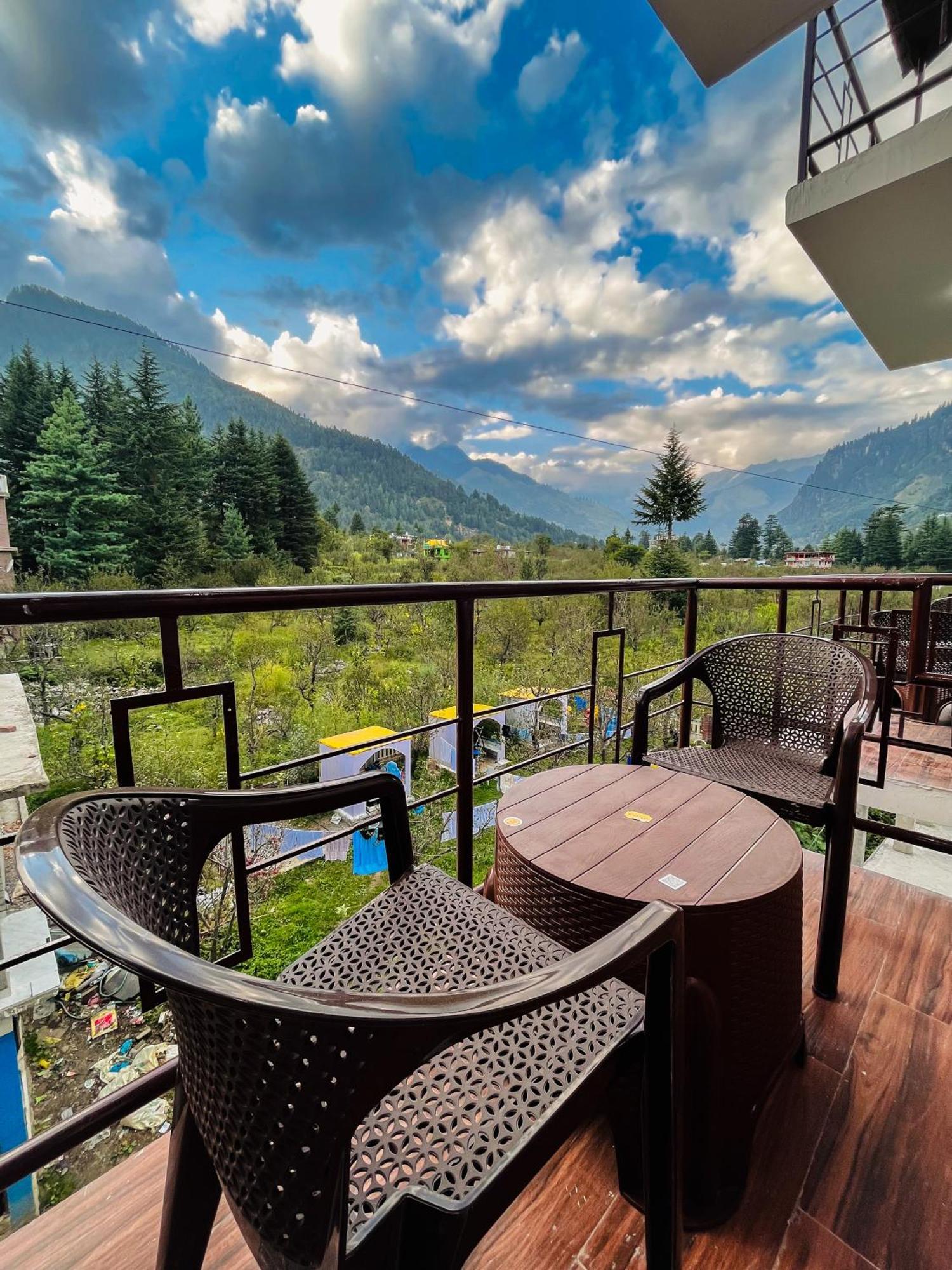 Resort Apple Flower By Manali Mall Road Eksteriør billede